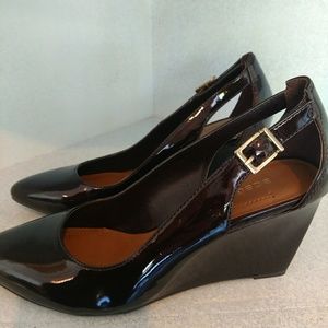 NWOT BCBGeneration wedges